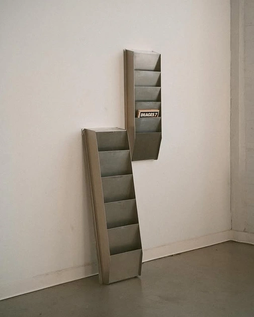 Ảnh số 4 của Kệ Vinyl